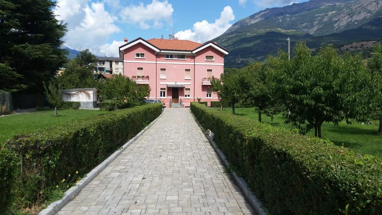 アオスタAl Borgo Di Sant'Orso - Cir 0342アパートメント エクステリア 写真