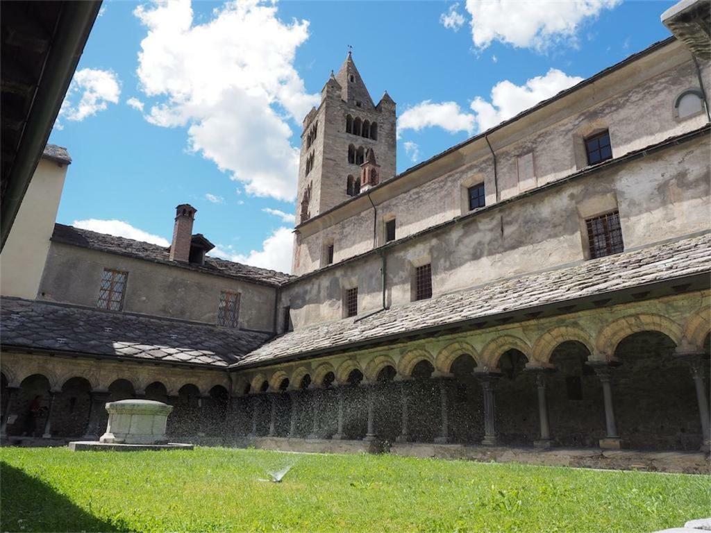 アオスタAl Borgo Di Sant'Orso - Cir 0342アパートメント エクステリア 写真